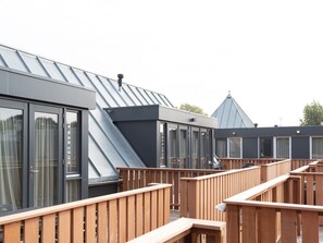 Außenseite Ferienhaus [Sommer]