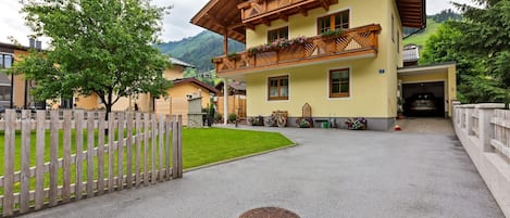 Feriebolig udendørs (sommer)