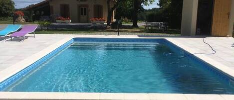 Schwimmbad des Ferienhauses