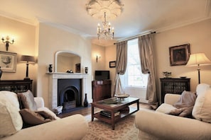 drawing room