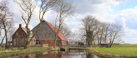 Extérieur maison de vacances [été]