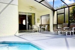 A spot of al fresco dining under a covered lanai