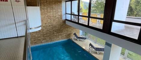 Holiday Home Swimming Pool