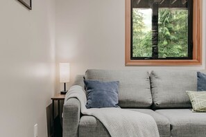 Cushion, Home Decor, Couch, Furniture, Indoors