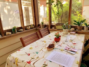 A welcome letter awaits you in the screened-in porch.