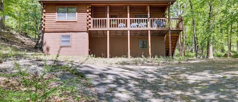 Bushkill Vacation Rental | 3BR | 2BA | 1,400 Sq Ft | Stairs to Access