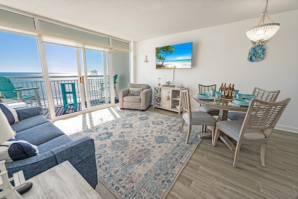 Large Living Area with Views of the Ocean, Beautifully Decorated