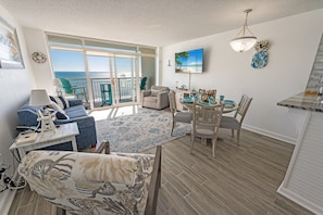 Large Living Area with Views of the Ocean, Beautifully Decorated