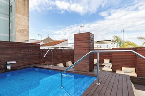 Rooftop pool