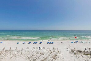 Beautiful balcony views!