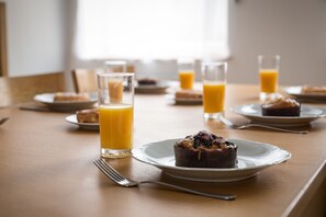 Breakfast meal