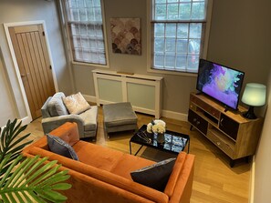 Living area with flatscreen TV