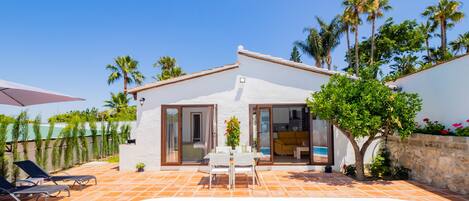 Private pool | Cubo's Holiday Homes