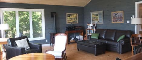 Cottage living room