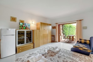 Living and dining room