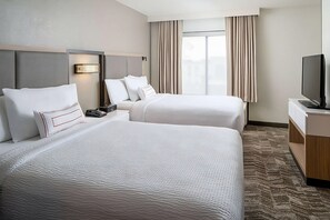 Double beds. Exact unit will be assigned upon arrival. Views, colors and decor may vary.