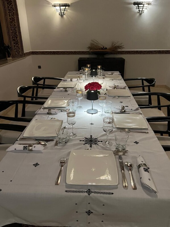 Banquet hall