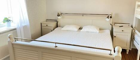 Double bed