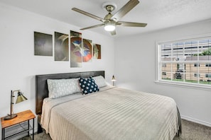 Bedroom 1 - King Bed