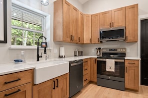 Fully stocked kitchen and brand new appliances for guests to enjoy