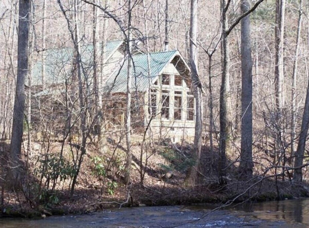 Main Image