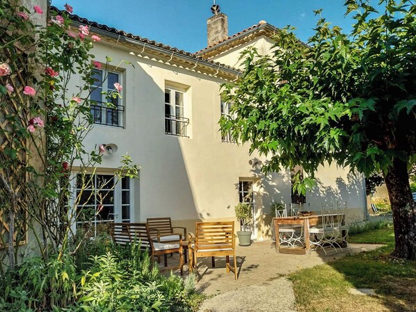 Private terrace to the cottage