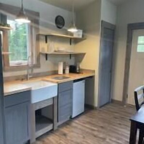 The kitchenette in Cabin 2