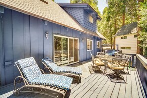 Back Deck | Gas Grill