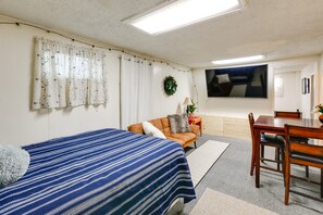 Studio Living Area | Queen Bed | Linens Provided | Full Futon