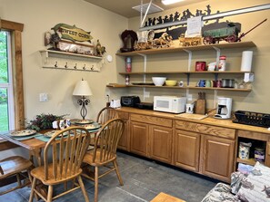 Kitchenette