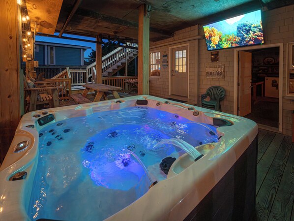 Hot Tub,  65" Deck TV