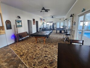 Spielezimmer