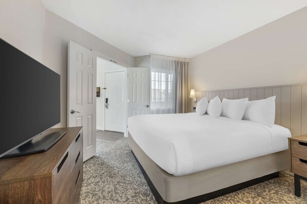 King size bed