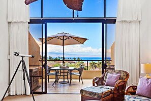 Floor to ceiling windows for beautiful sunset views throughout