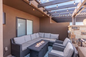 Upstairs Patio Fire Table - Stay warm next to the fire-table and relax while enjoying the beautiful view.