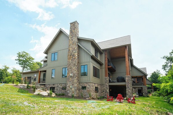 TimberRidgeHaus_Exterior_1