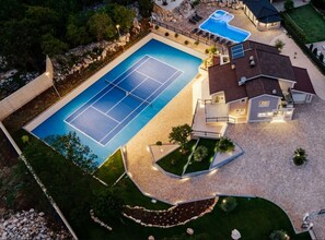 Sport court