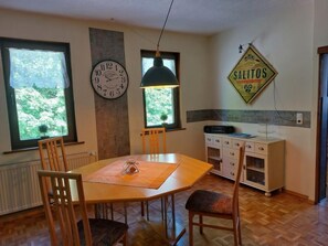 Kitchen / Dining Room