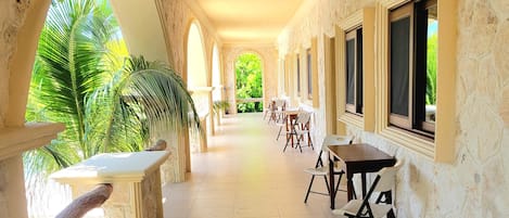Outdoor dining