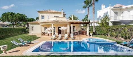 Delightful Vilamoura Villa | 3 Bedrooms | Villa Enchanted Golfe | Private Pool & Golf Course Views | Algarve