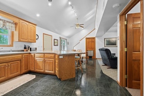 Full kitchen, complete with coffee/tea station and basic accessories. 