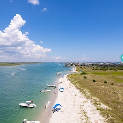 Sound Beach | Access < 2 Min Walk