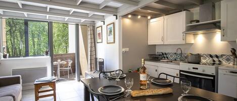 Kitchen and dining area