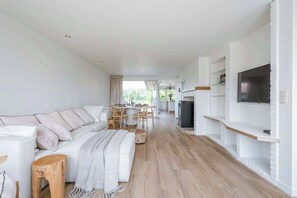 Spacious and charming living area