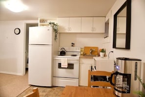 Fully Equipped kitchen for the inspired Chef!