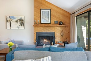 Cozy Up around the Fireplace (firewood provided for guests use)