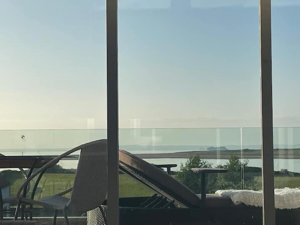 balcony views