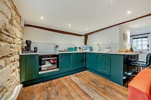 The Nook, Winchcombe Kitchen - StayCotswold