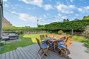 Lulham Garden - StayCotswold