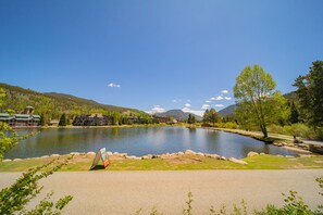 Stunning Lake and Mountain views!